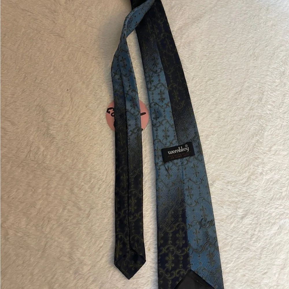 Wembley Blue and Gold Patterned Tie - Picture 4 of 5